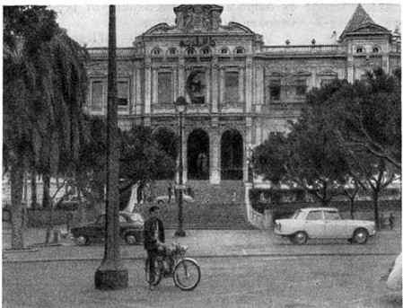 Алжир. Ратуша в Оране, 1882—1885 гг. Общий вид